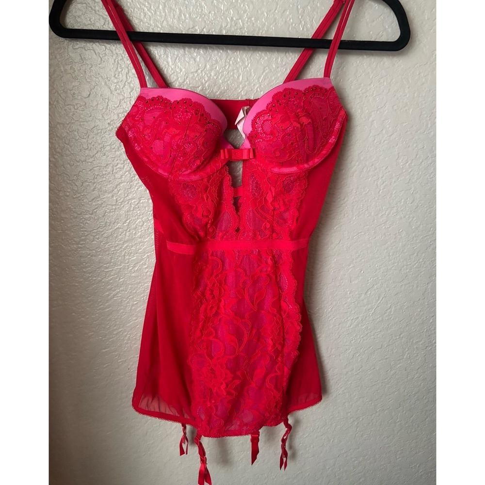 Victoria Secret Lace Corset Bra with Garters S 34B. Babydoll Lingerie Sexy Gown
